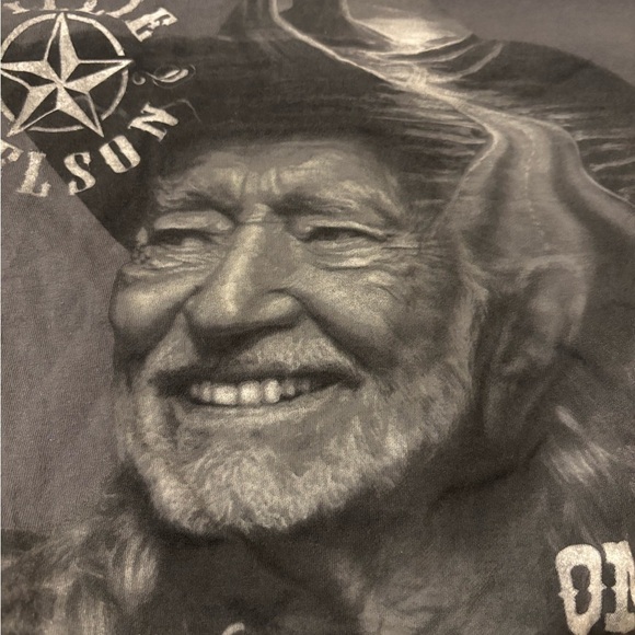 Willie Nelson Gray T-Shirt - Picture 6 of 8